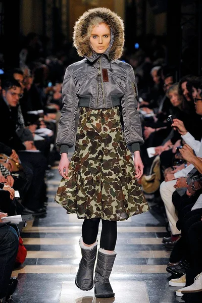 Look 38